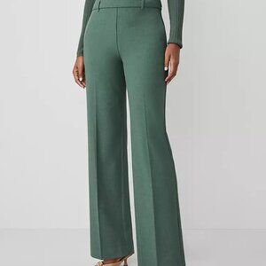 Ann Taylor, The Side-Zip Straight Pant in Bi-Stretch, Size 6, Dried Cilantro